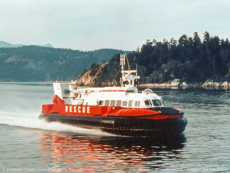 SRN craft operating with the Canadian Coastguard - Hovercraft 039 (Paul Brett).